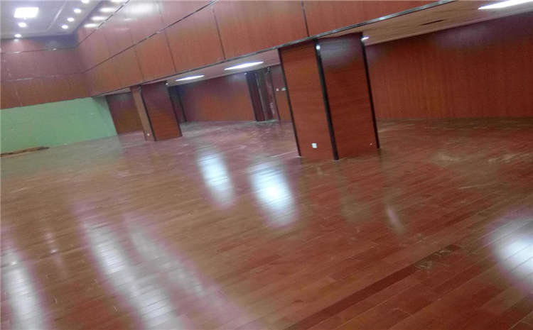 指接板籃球場實木地板哪個品牌好？