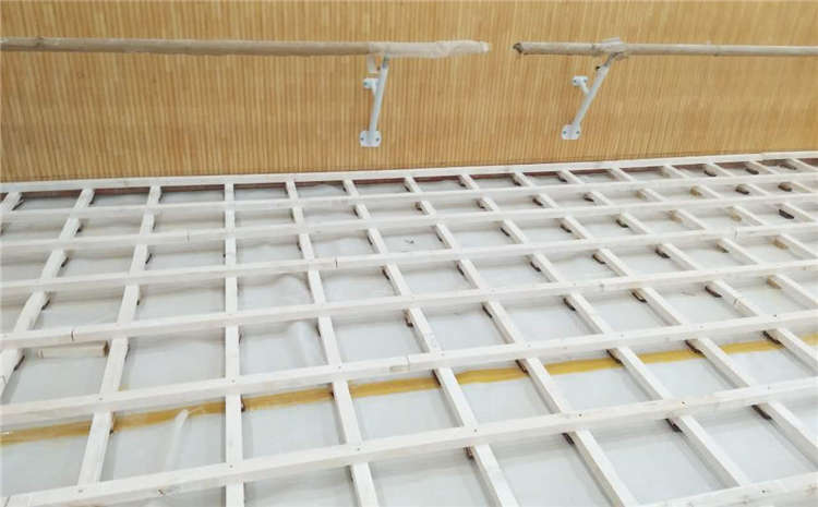 橡膠木木地板籃球場廠**哪**好？