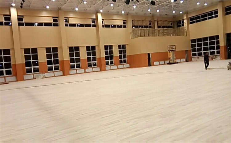 福州體育木地板價格是多少