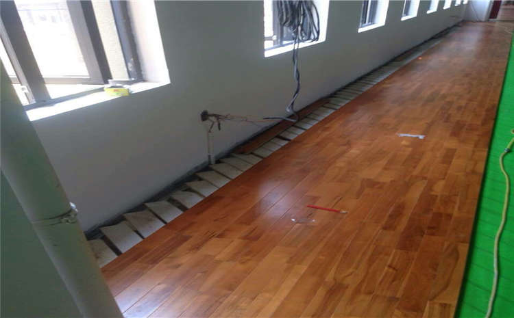 臨滄體育地板廠家價格