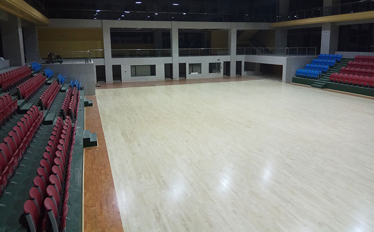 上海專業(yè)體育木地板工廠